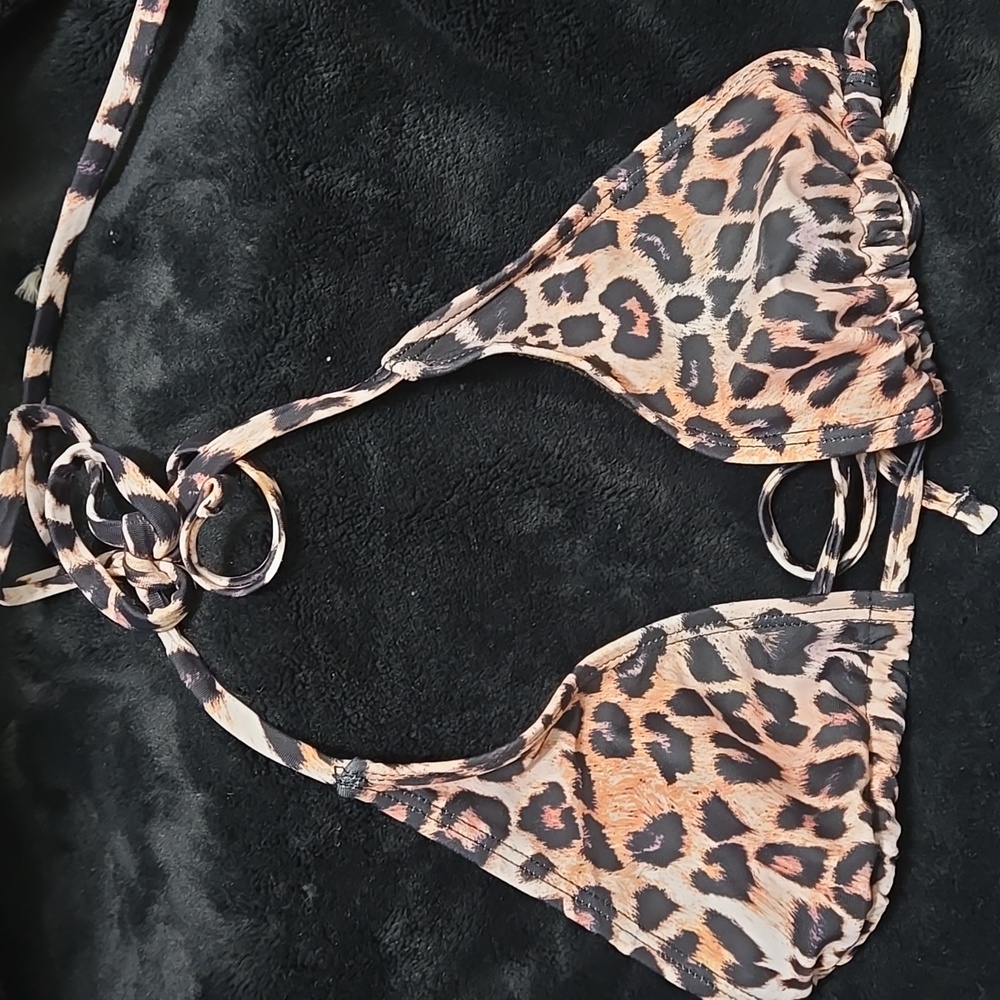 Leopard Print Bikini Set - Picture 2 of 5